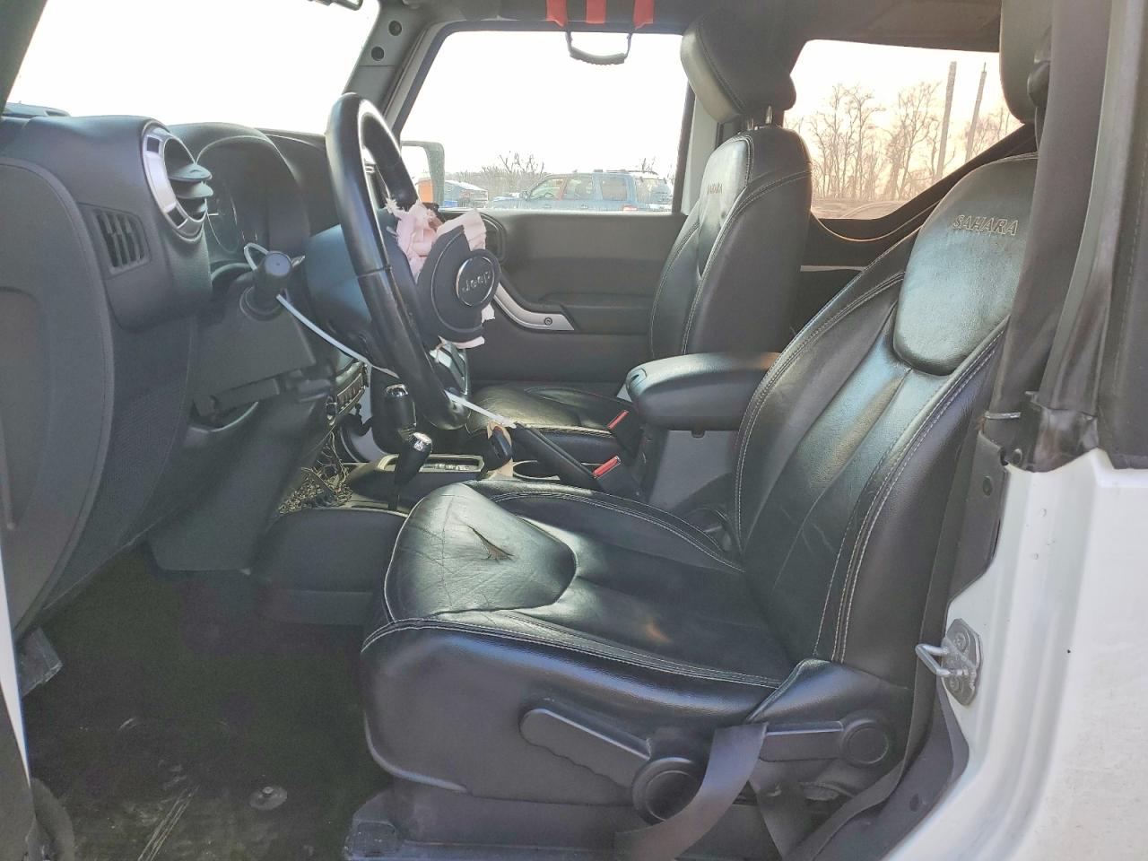 2016 JEEP WRANGLER SAHARA photo 19