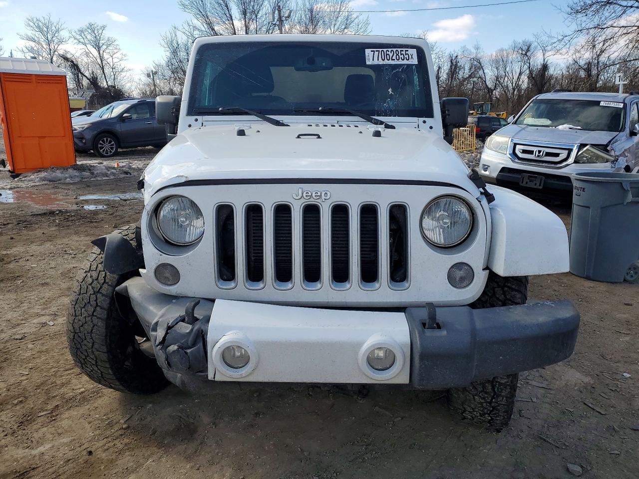 2016 JEEP WRANGLER SAHARA photo 13