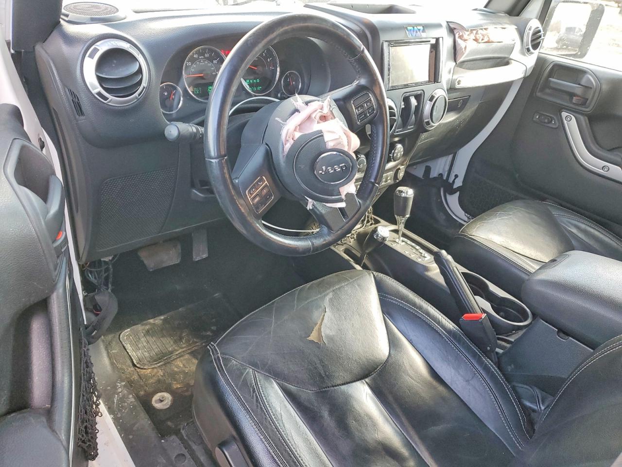 2016 JEEP WRANGLER SAHARA photo 22