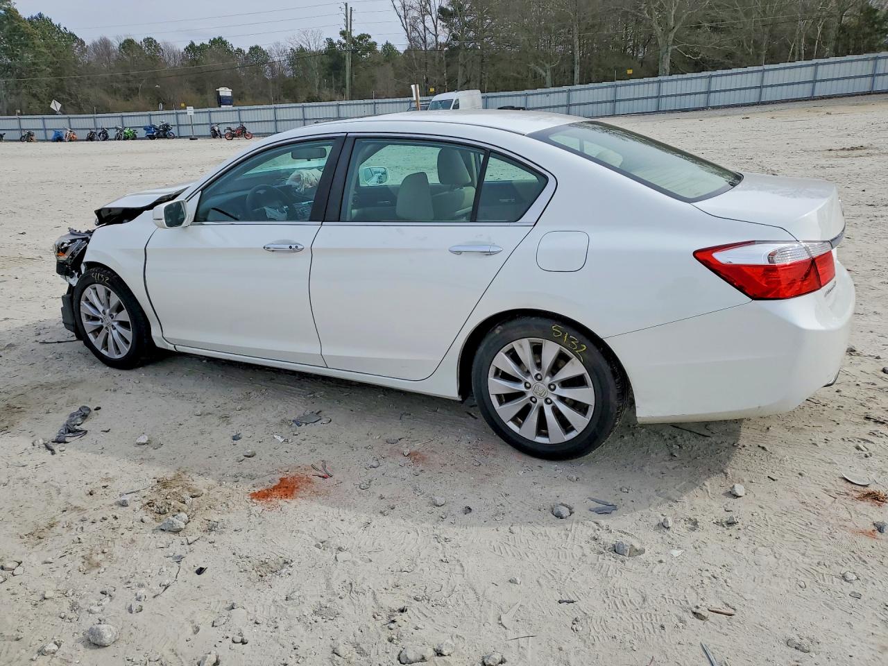 2014 HONDA ACCORD photo 3