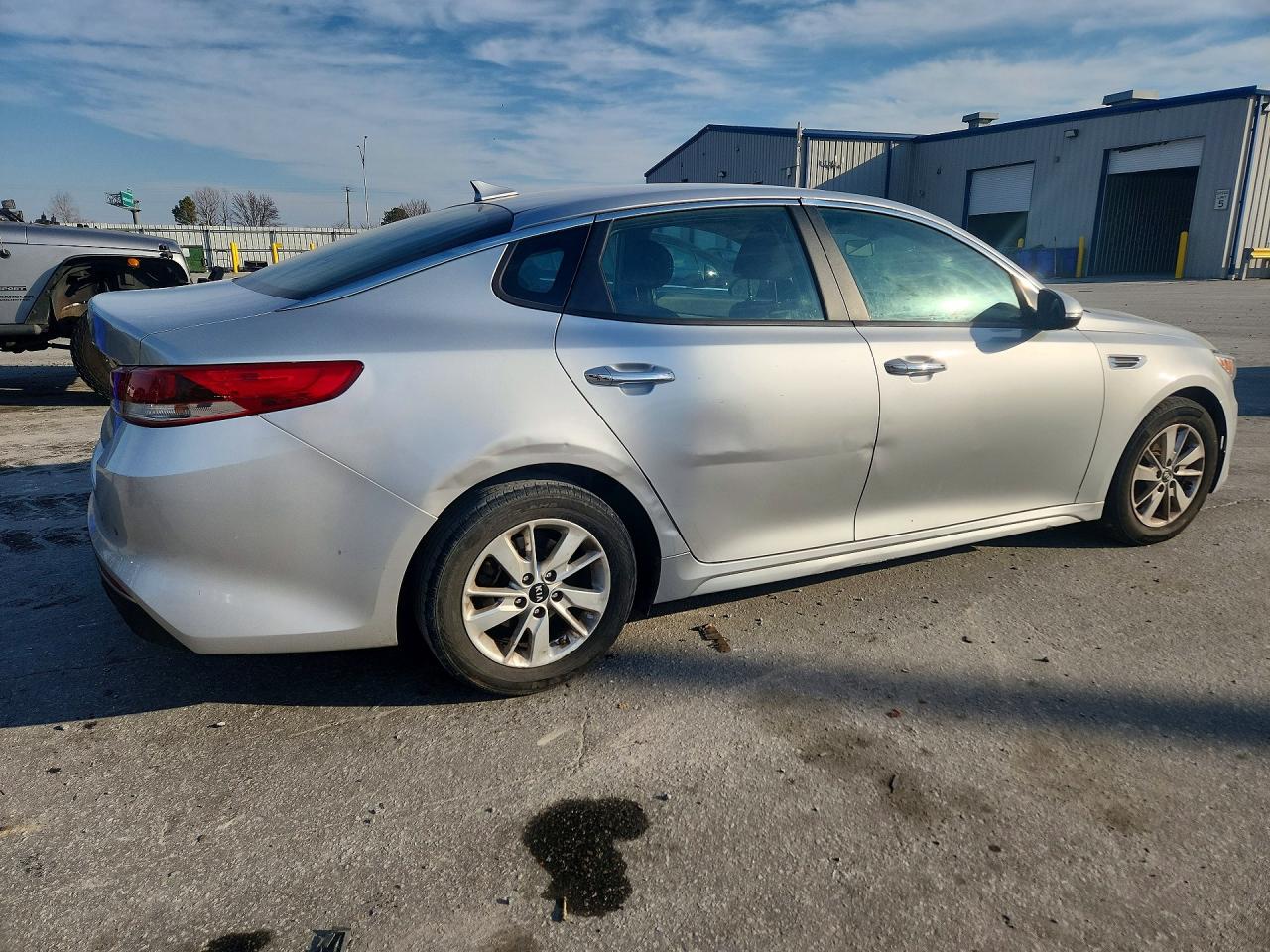 2018 KIA OPTIMA LX photo 5