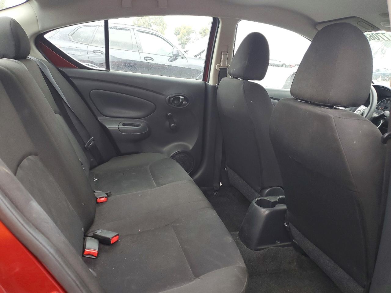 2018 NISSAN VERSA photo 10