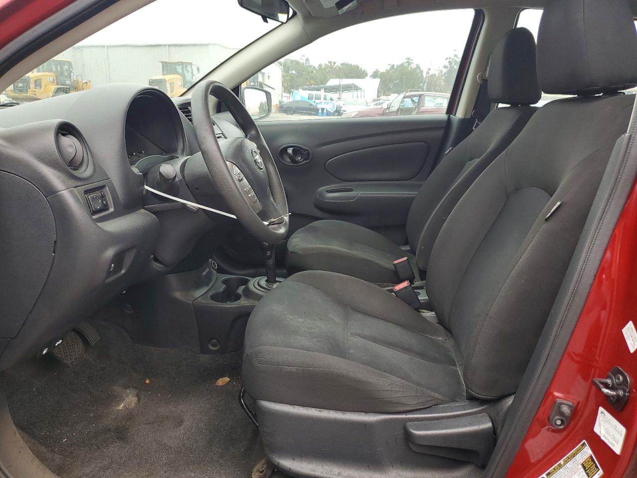 2018 NISSAN VERSA photo 7