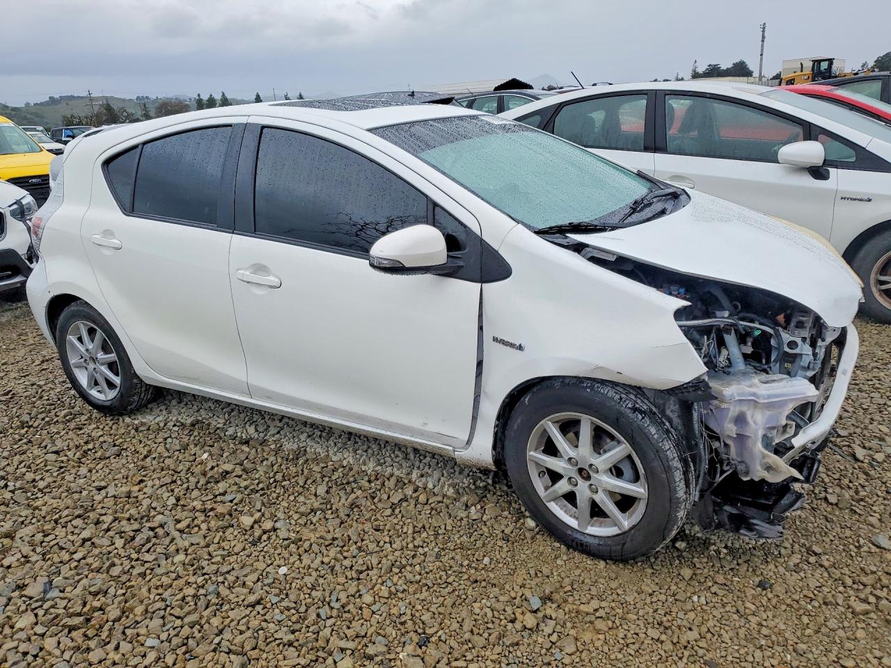 2012 TOYOTA PRIUS C photo 10