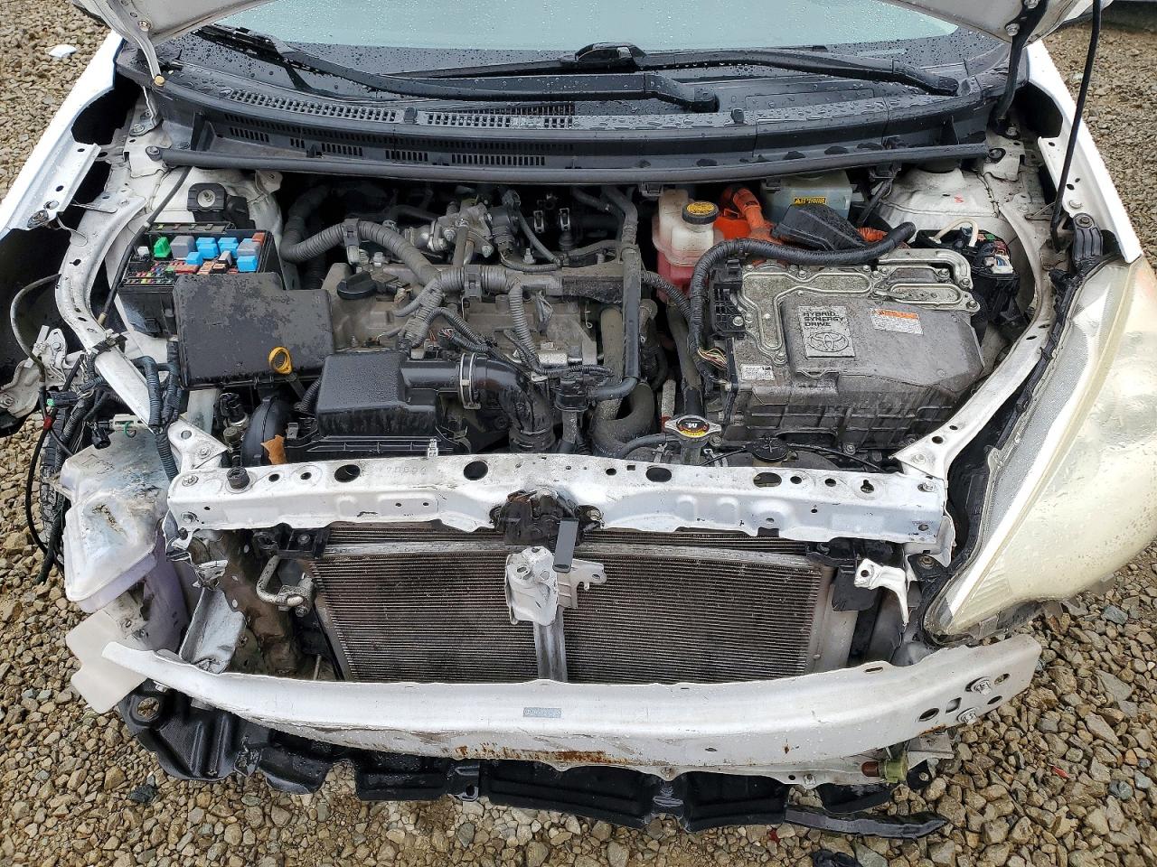 2012 TOYOTA PRIUS C photo 31