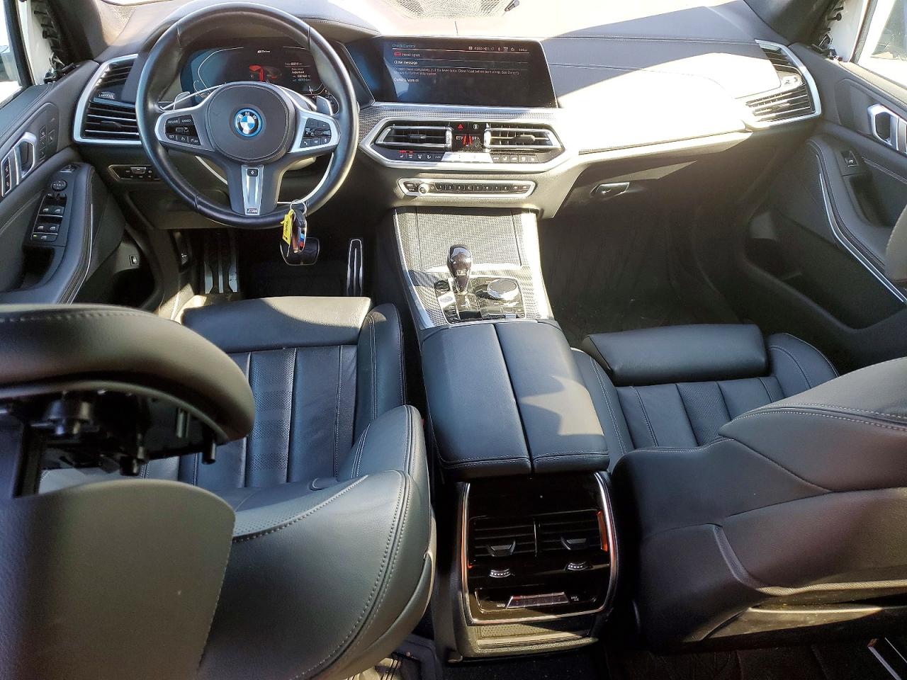 2022 BMW X5 XDRIVE45E photo 8