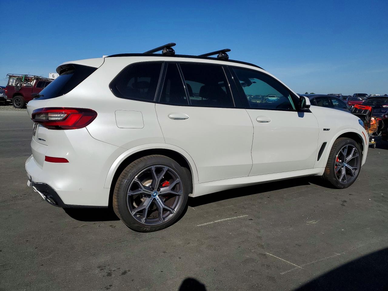 2022 BMW X5 XDRIVE45E photo 3
