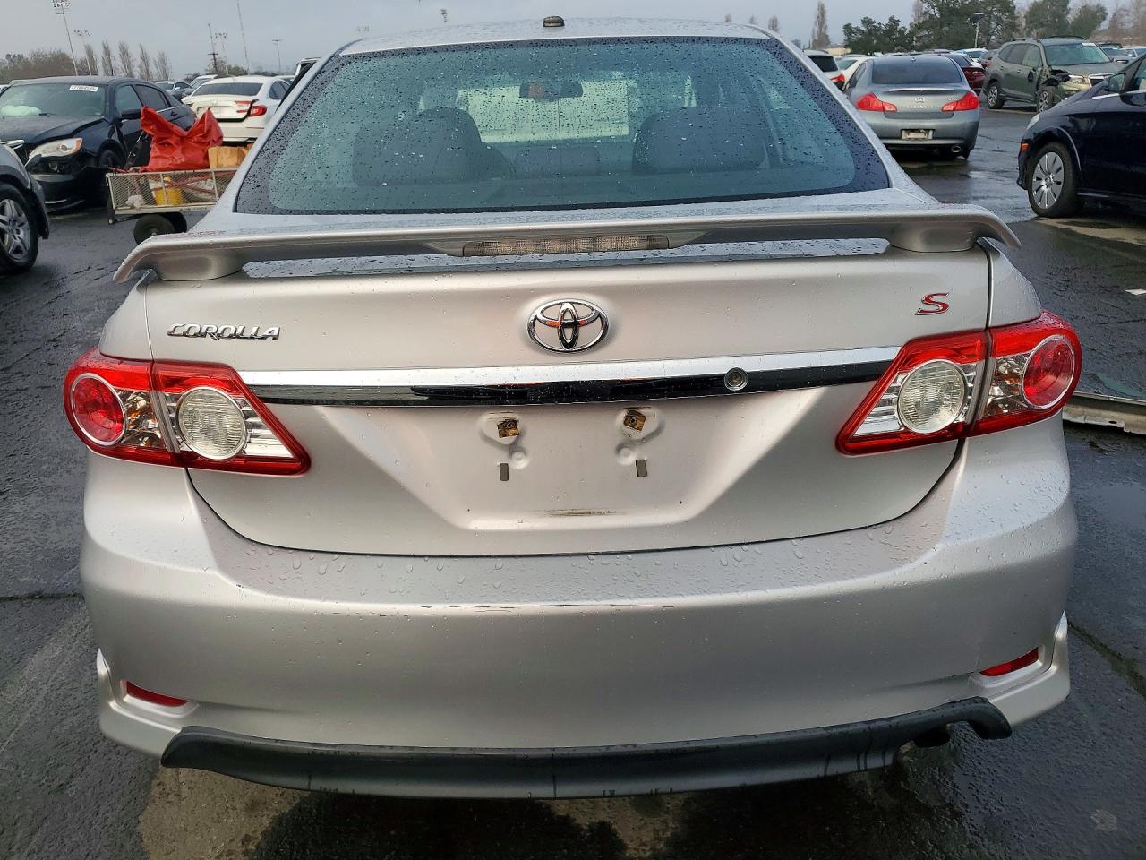 2011 TOYOTA COROLLA BASE photo 16