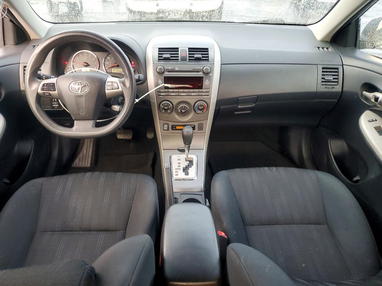 2011 TOYOTA COROLLA BASE photo 22