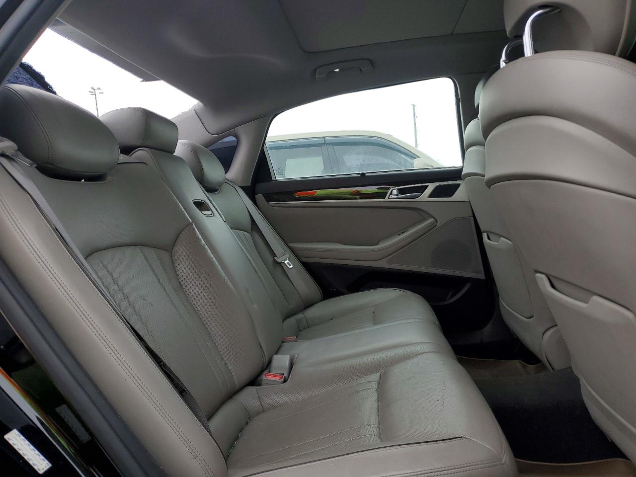 2015 HYUNDAI GENESIS 3.8L photo 19