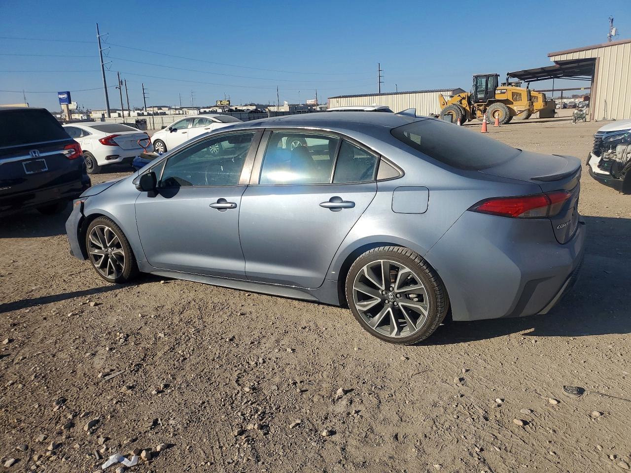 2021 TOYOTA COROLLA XSE photo 2