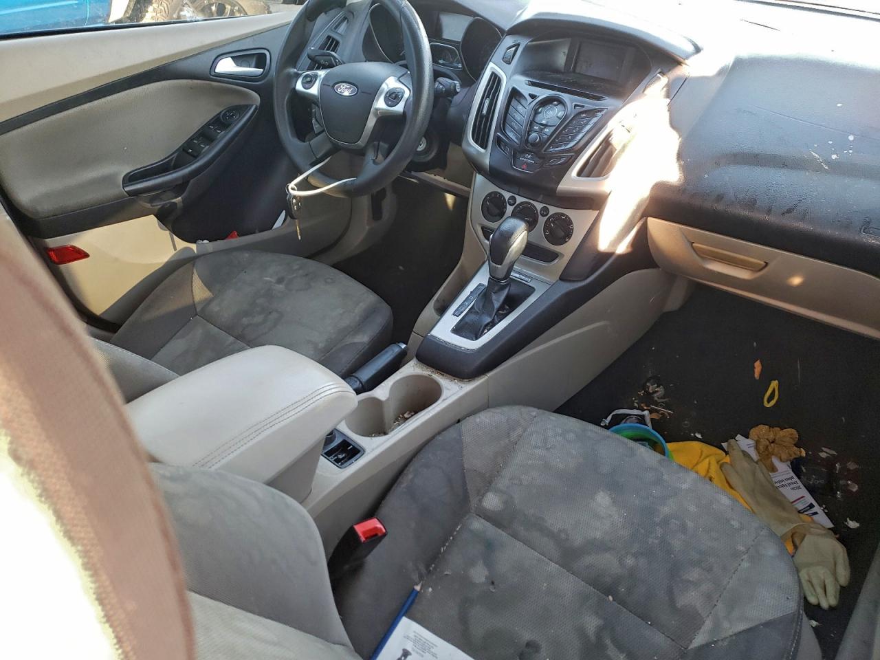 2014 FORD FOCUS photo 15