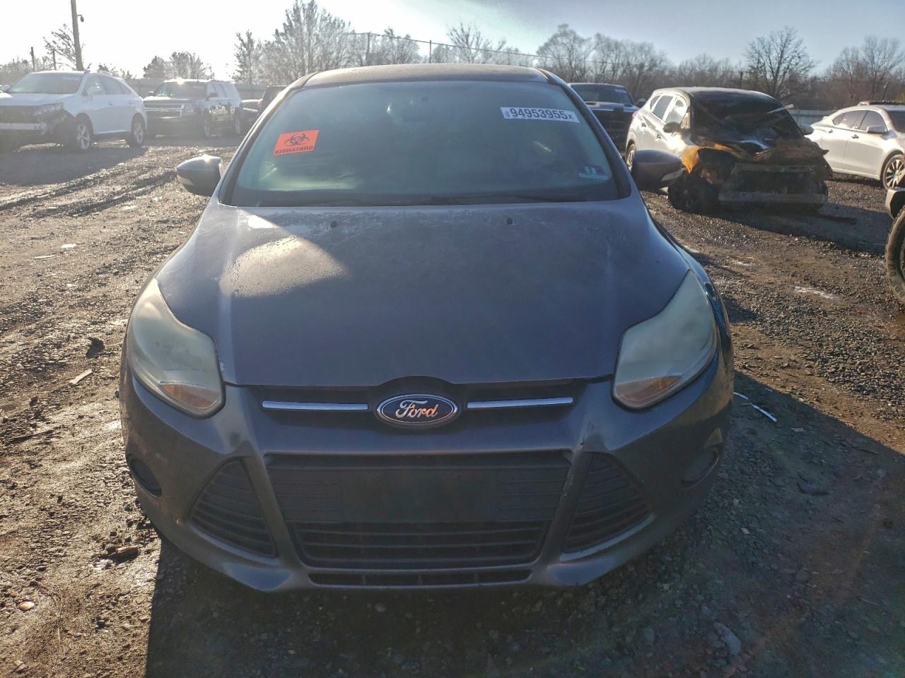 2014 FORD FOCUS photo 9