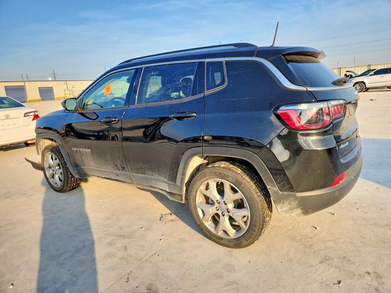 2022 JEEP COMPASS LIMITED photo 4