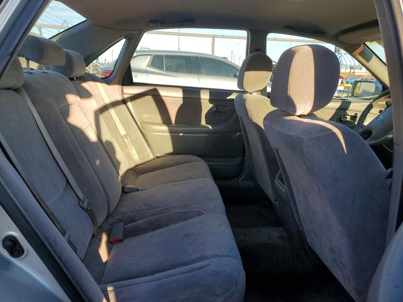 2002 TOYOTA AVALON XL photo 10