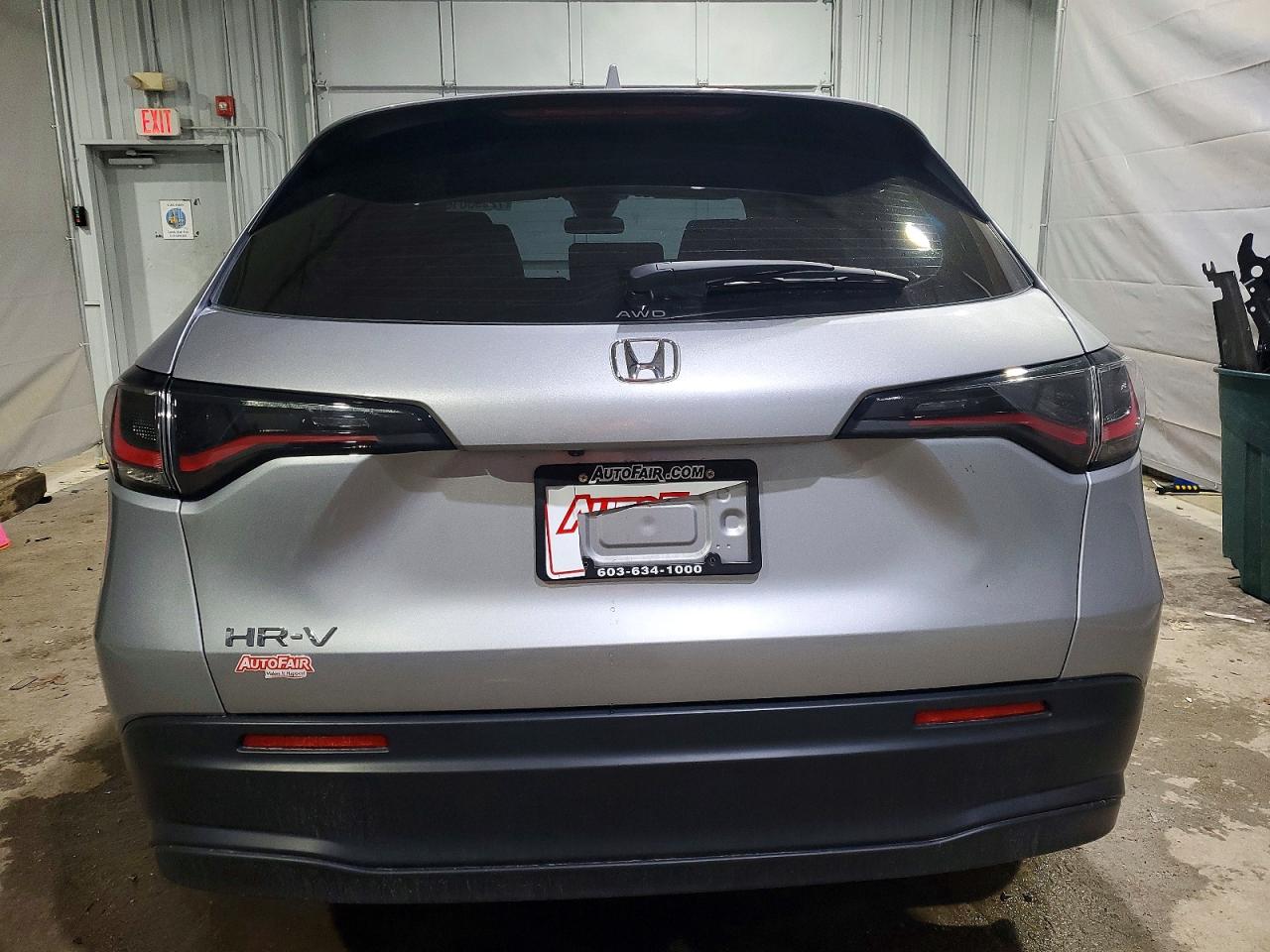 2024 HONDA HR-V LX photo 6