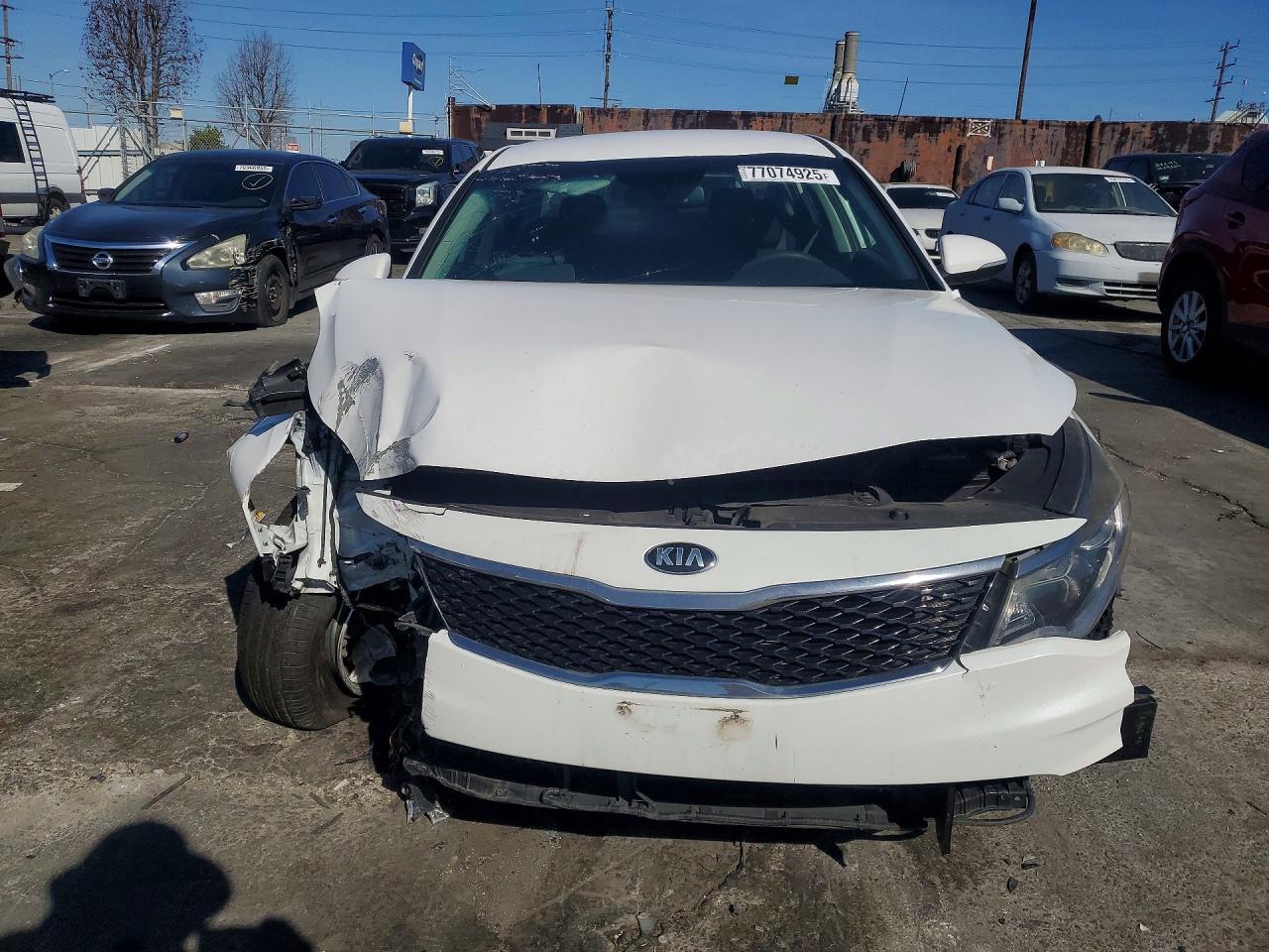 2016 KIA OPTIMA LX photo 5