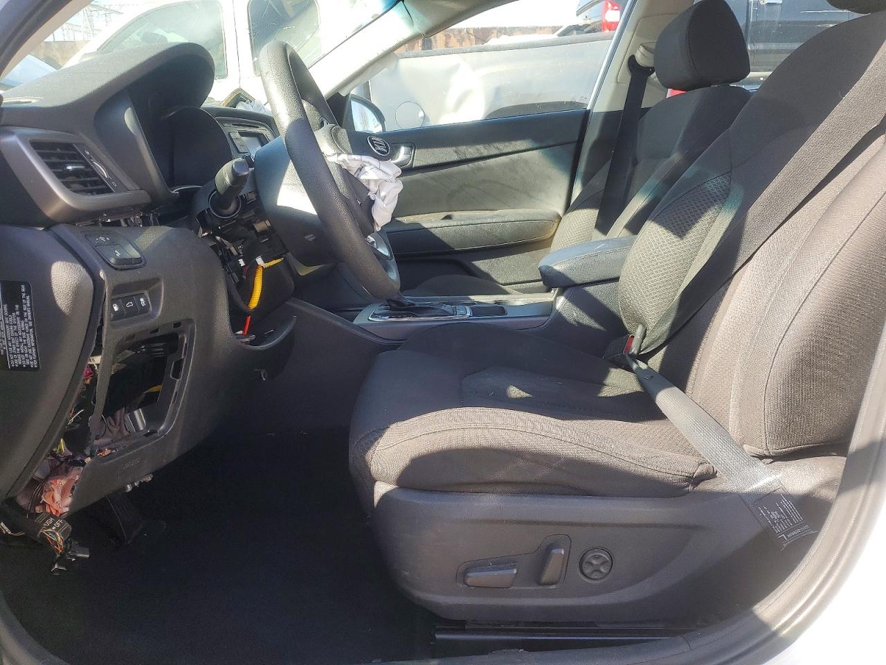 2016 KIA OPTIMA LX photo 7