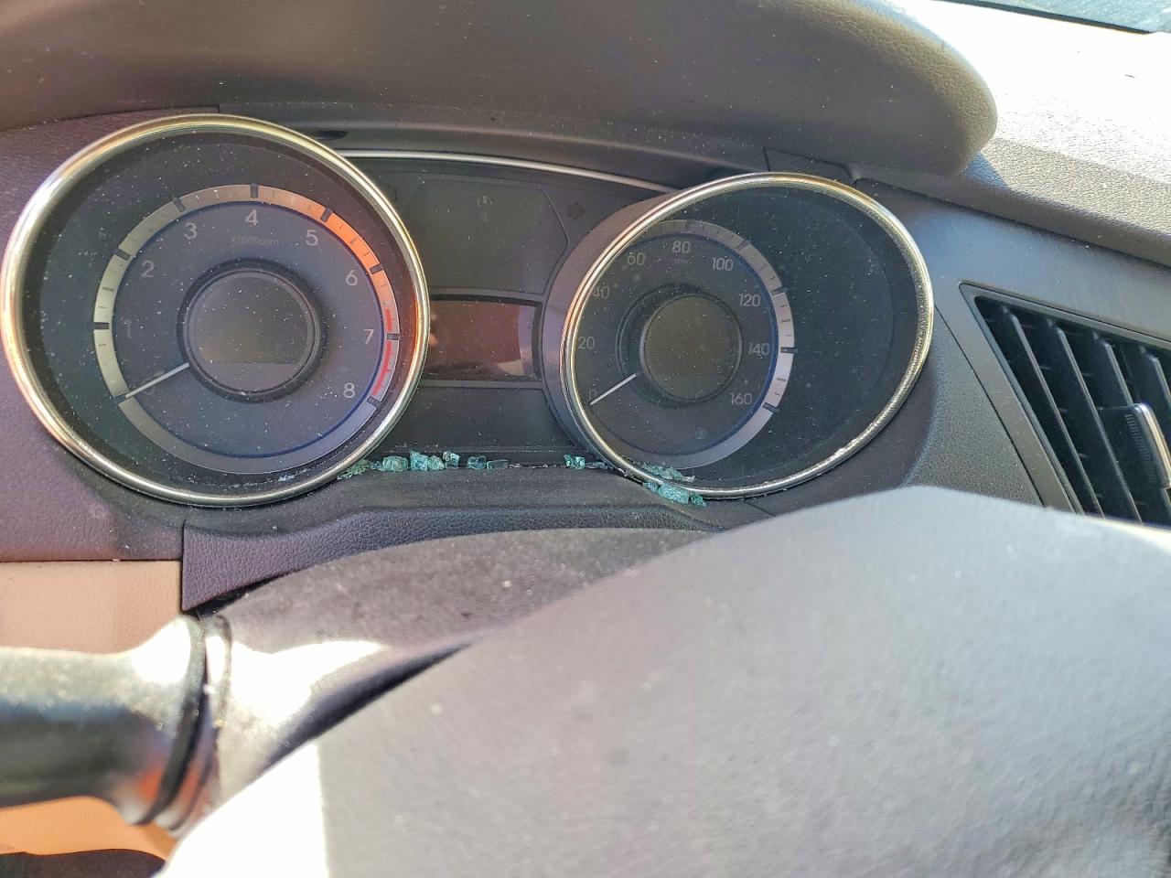 2011 HYUNDAI SONATA GLS photo 9