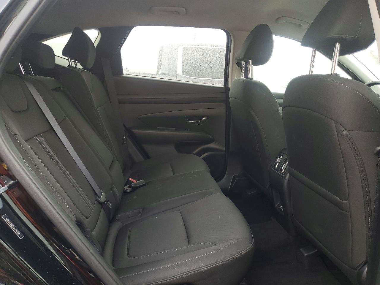 2025 HYUNDAI TUCSON SEL photo 11
