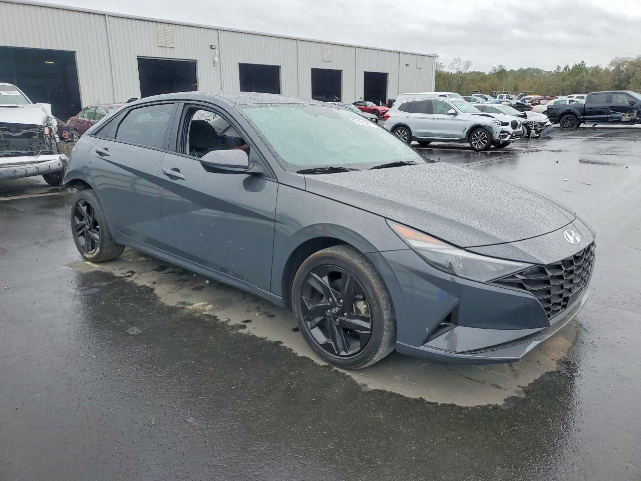 2023 HYUNDAI ELANTRA SEL photo 7