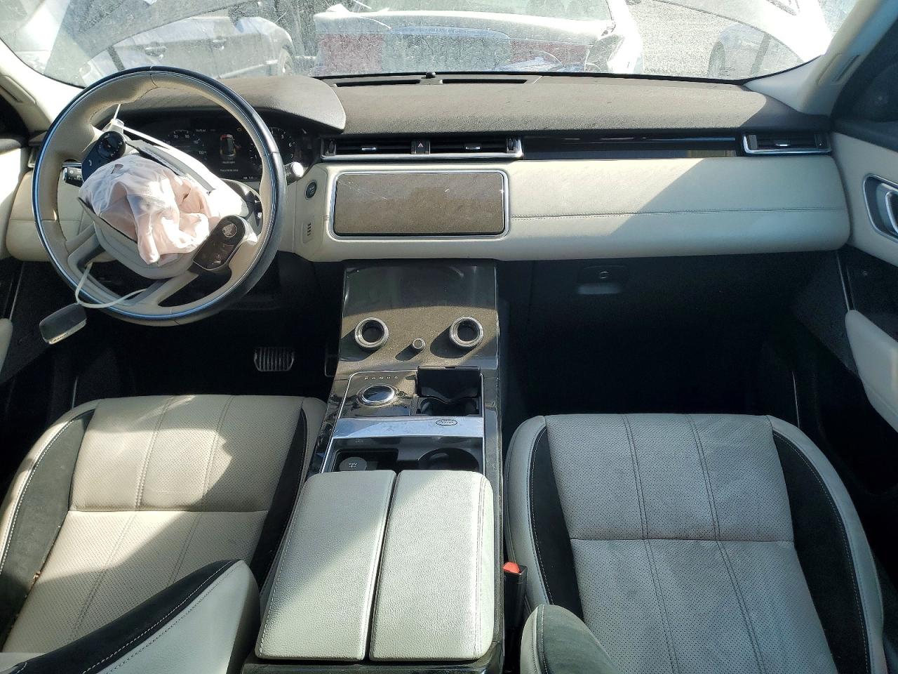 2018 LAND ROVER RANGE ROVER VELAR R-DYNAMIC SE photo 8