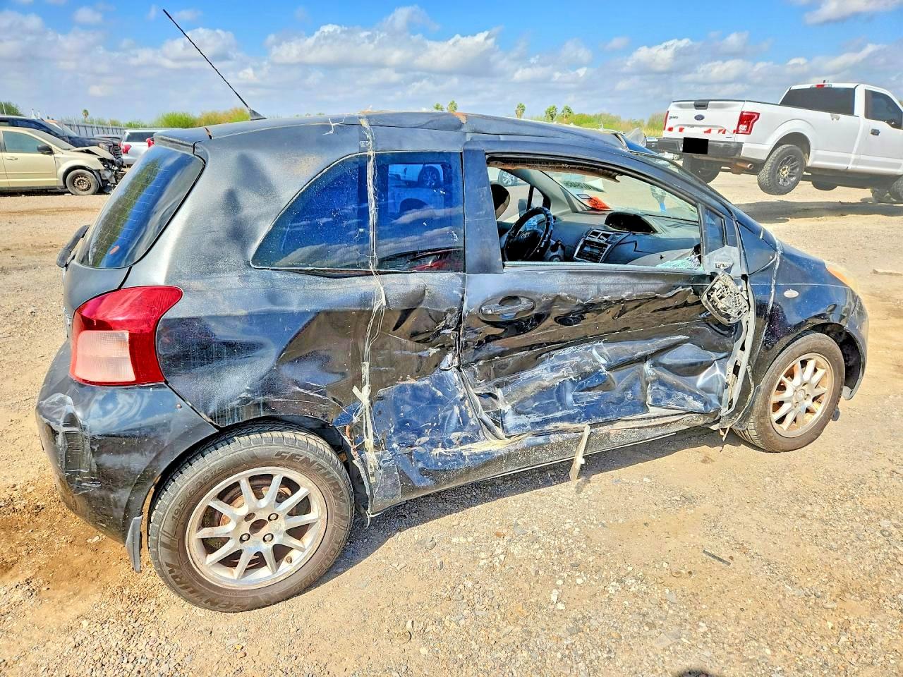 2008 TOYOTA YARIS photo 5
