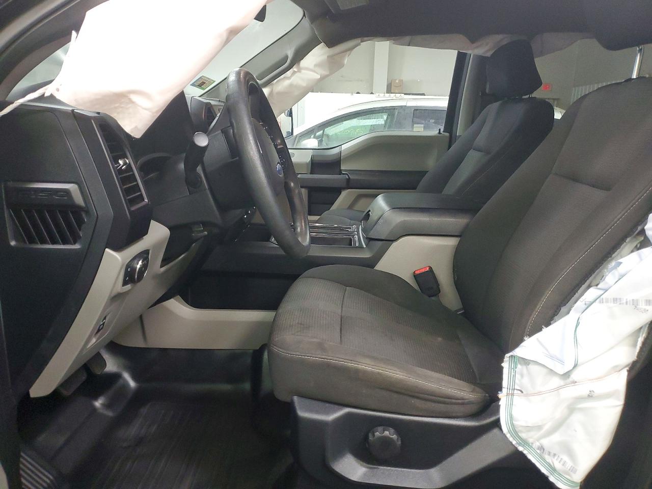 2017 FORD F150 SUPERCREW photo 13