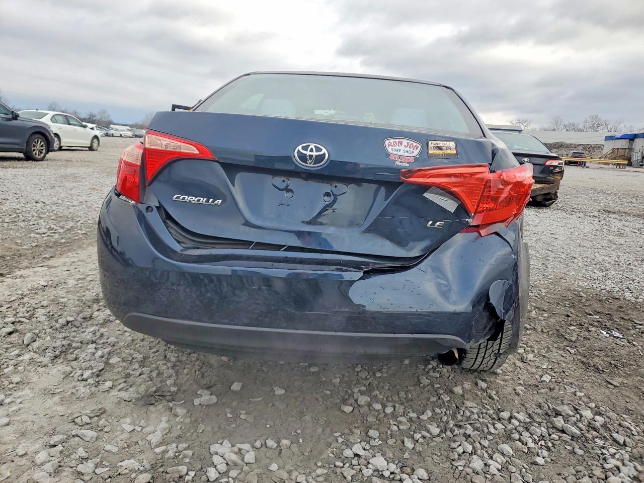 2019 TOYOTA COROLLA L photo 16