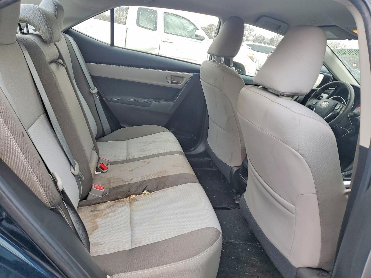 2019 TOYOTA COROLLA L photo 28