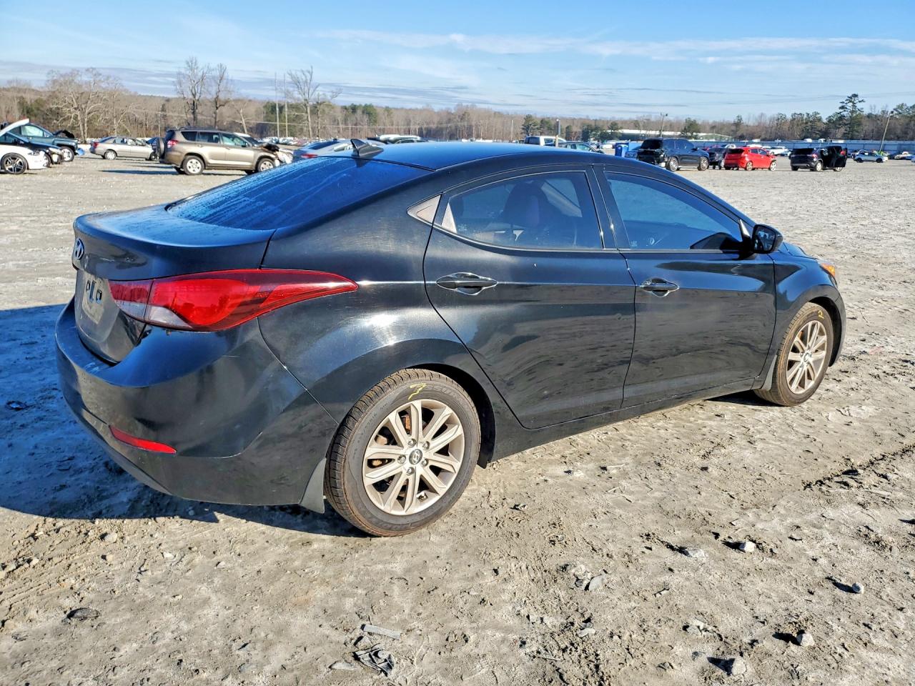 2014 HYUNDAI ELANTRA SE photo 3