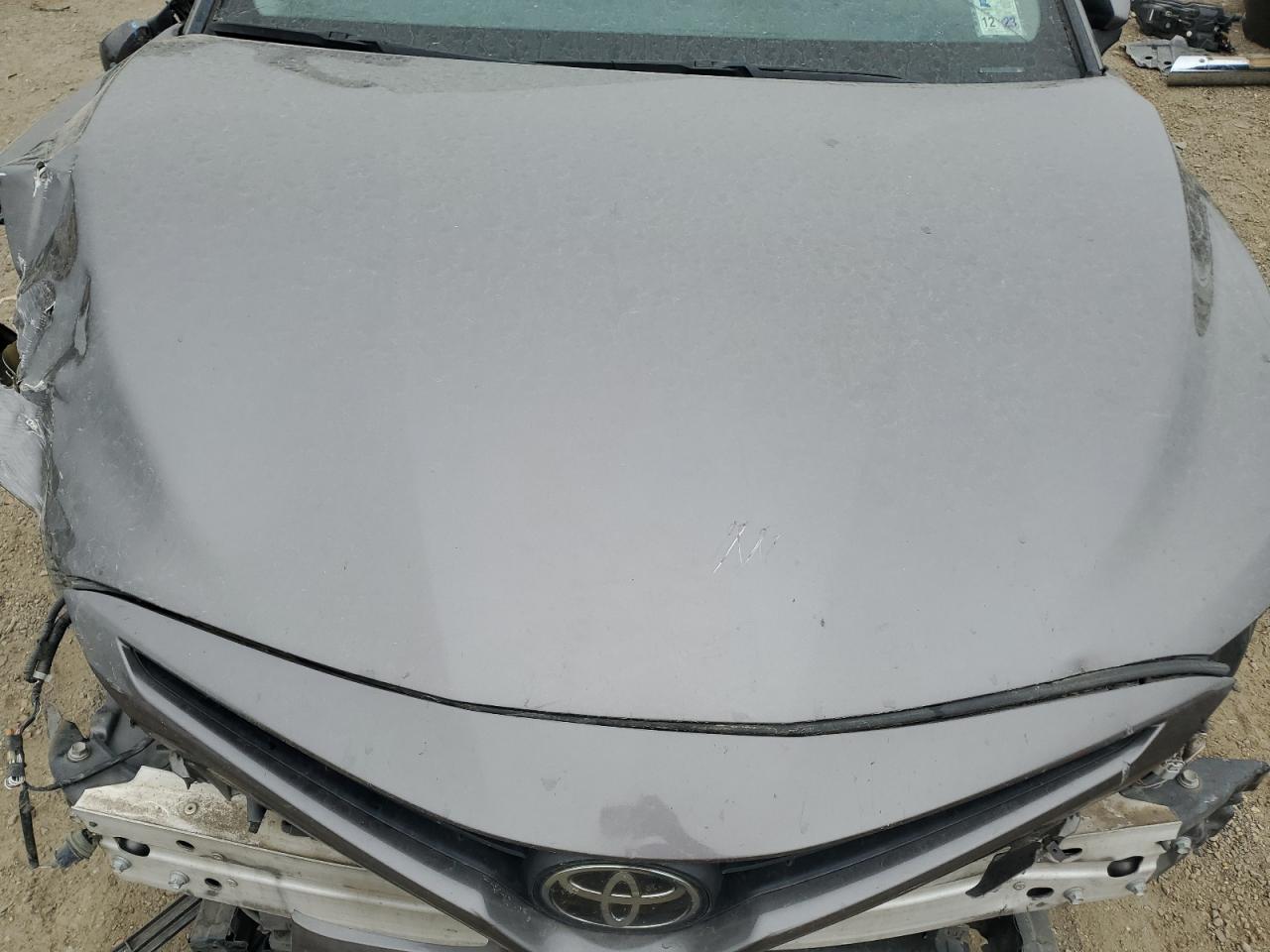 2020 TOYOTA CAMRY SE photo 31