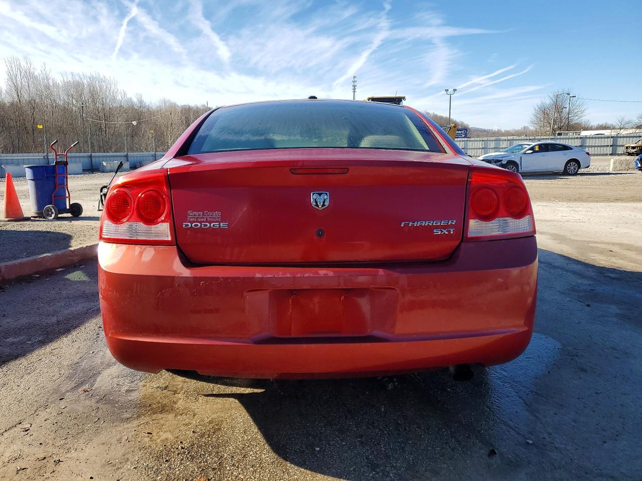 2010 DODGE CHARGER SXT photo 11
