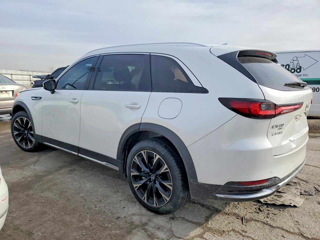 2024 MAZDA CX-90 PREMIUM PLUS photo 4