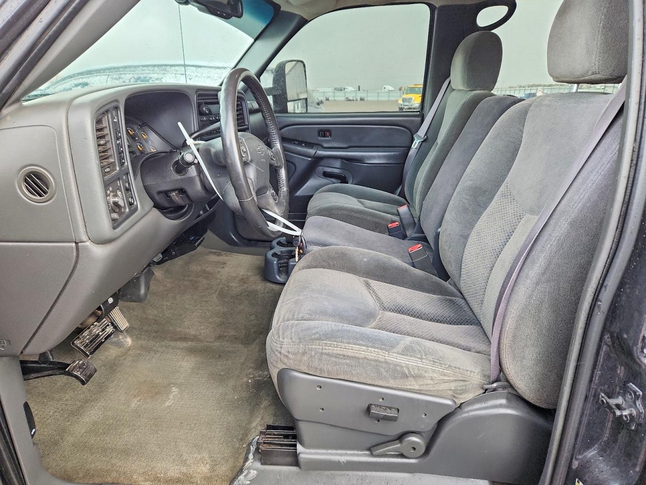 2004 CHEVROLET SILVERADO K2500 HEAVY DUTY photo 7