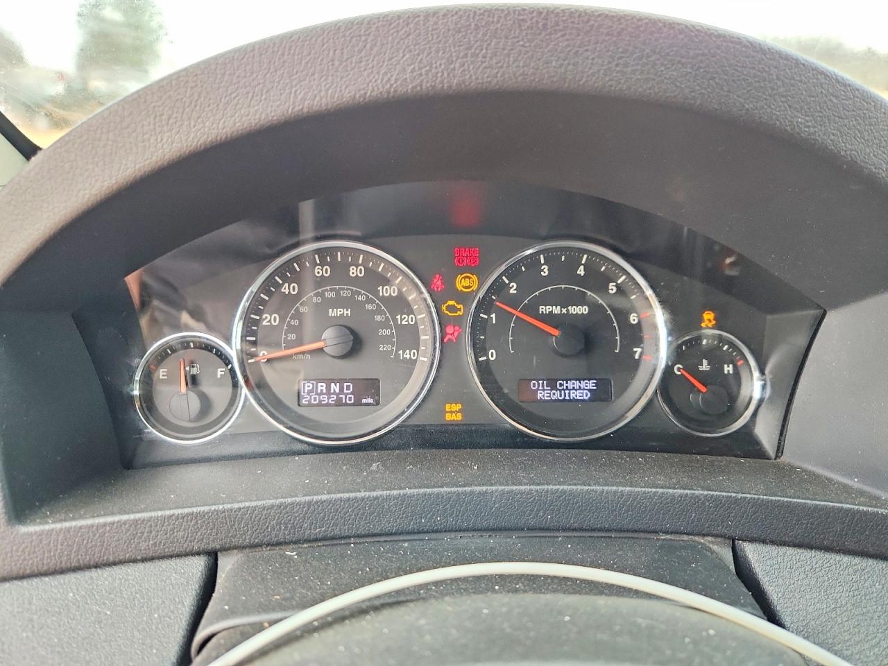 2009 JEEP GRAND CHEROKEE LAREDO photo 17
