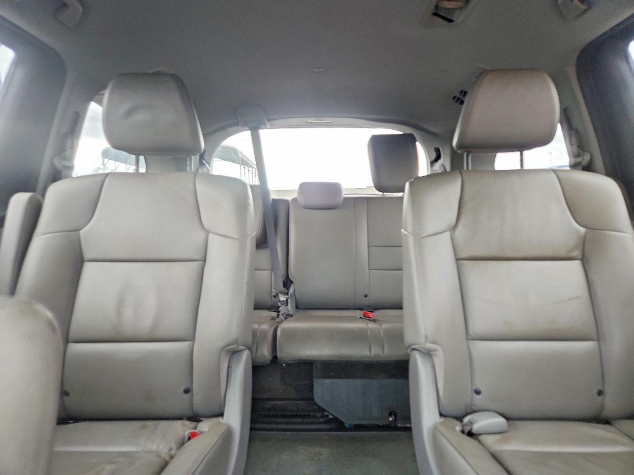 2016 HONDA ODYSSEY EXL photo 10