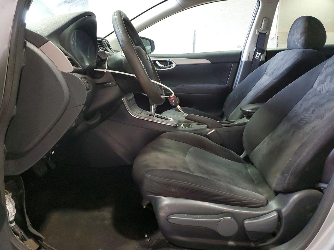 2013 NISSAN SENTRA S photo 13