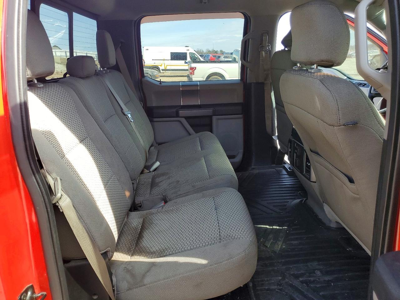 2015 FORD F150 SUPERCREW photo 19
