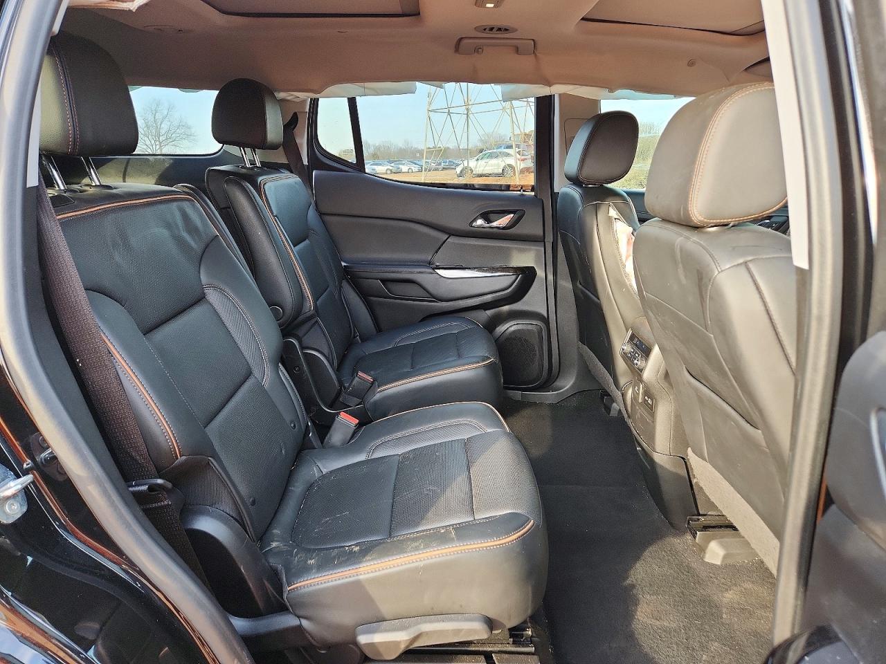 2021 GMC ACADIA AT4 photo 11