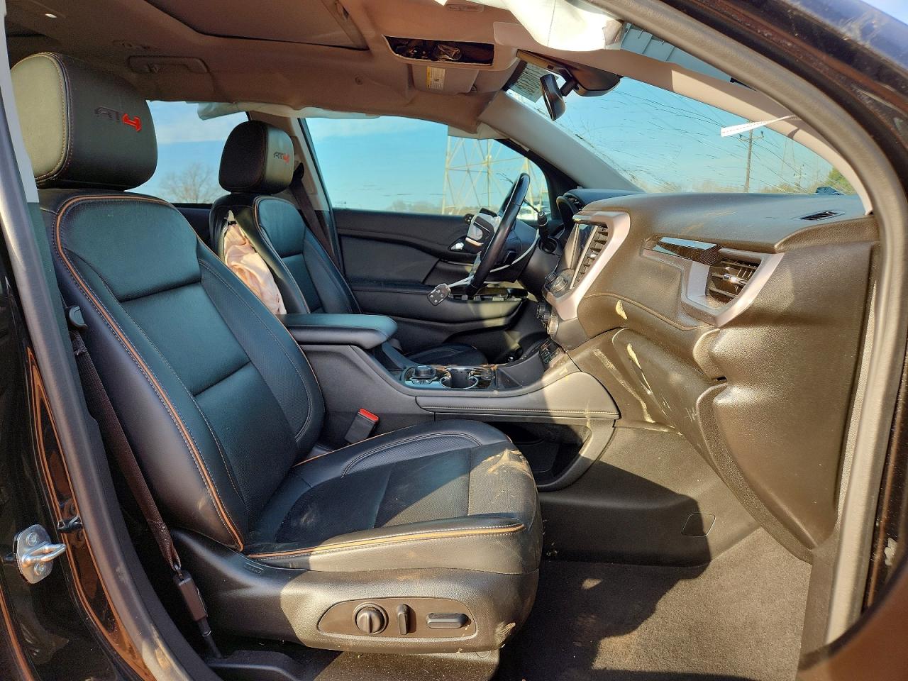 2021 GMC ACADIA AT4 photo 7