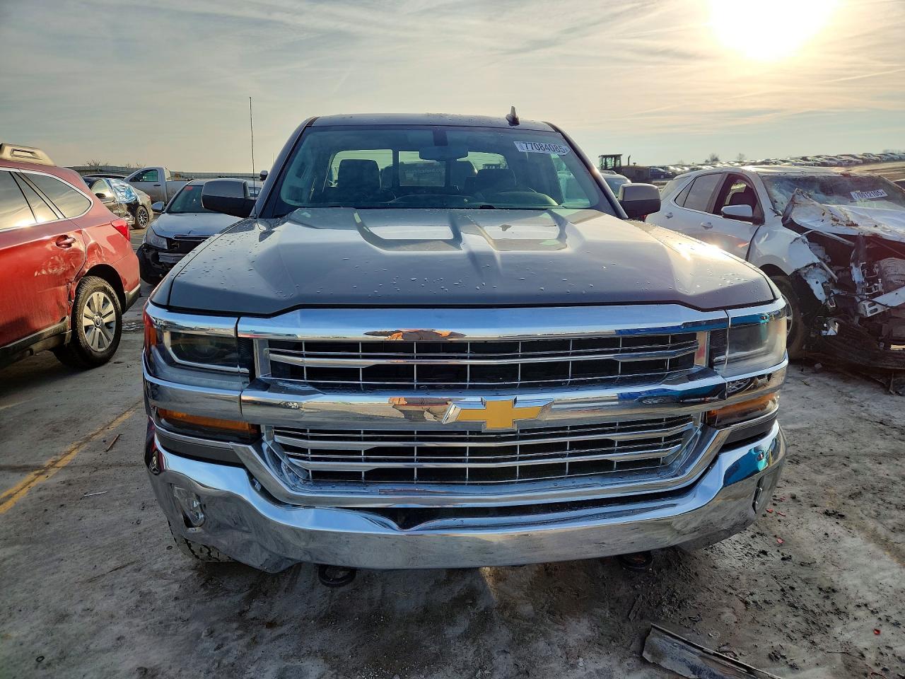 2017 CHEVROLET SILVERADO K1500 LT photo 13