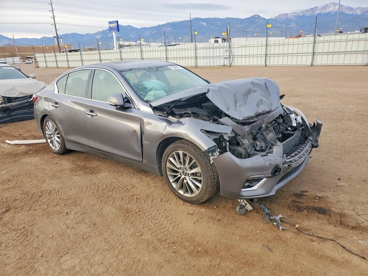 2018 INFINITI Q50 LUXE photo 7