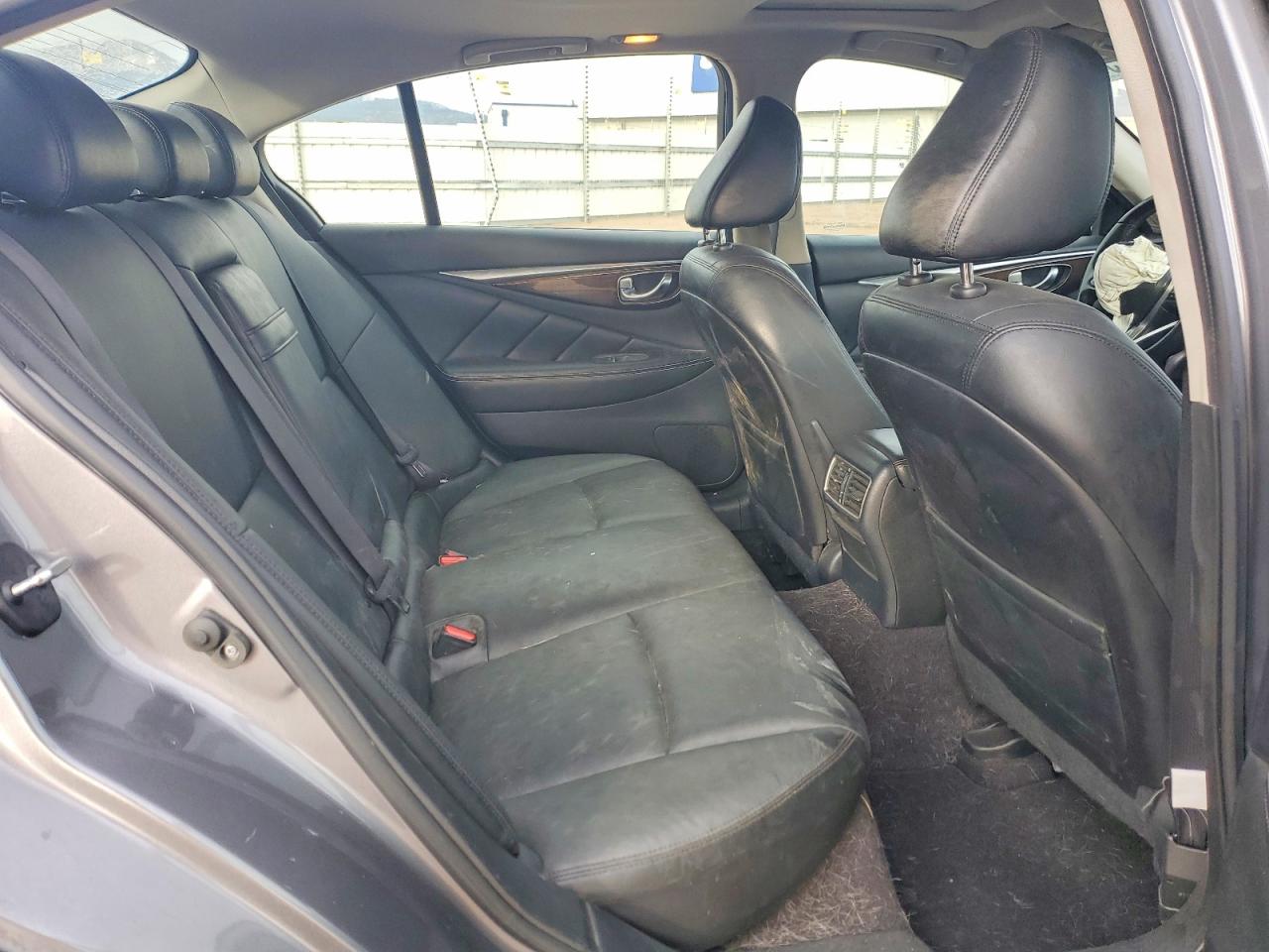 2018 INFINITI Q50 LUXE photo 19