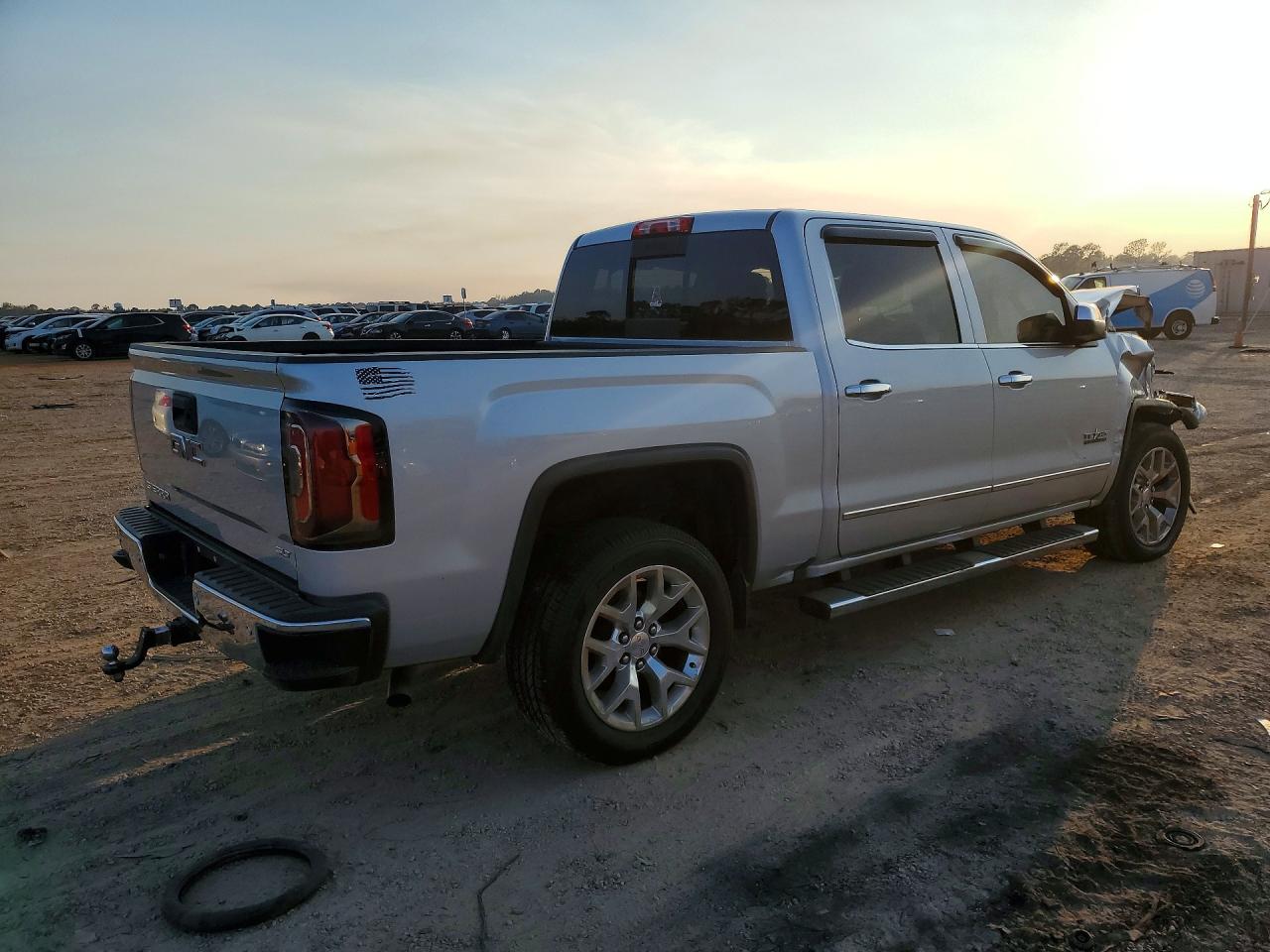 2017 GMC SIERRA C1500 SLT photo 5