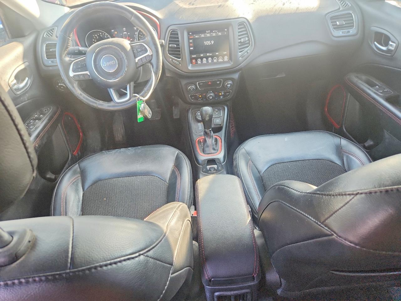 2019 JEEP COMPASS TRAILHAWK photo 8