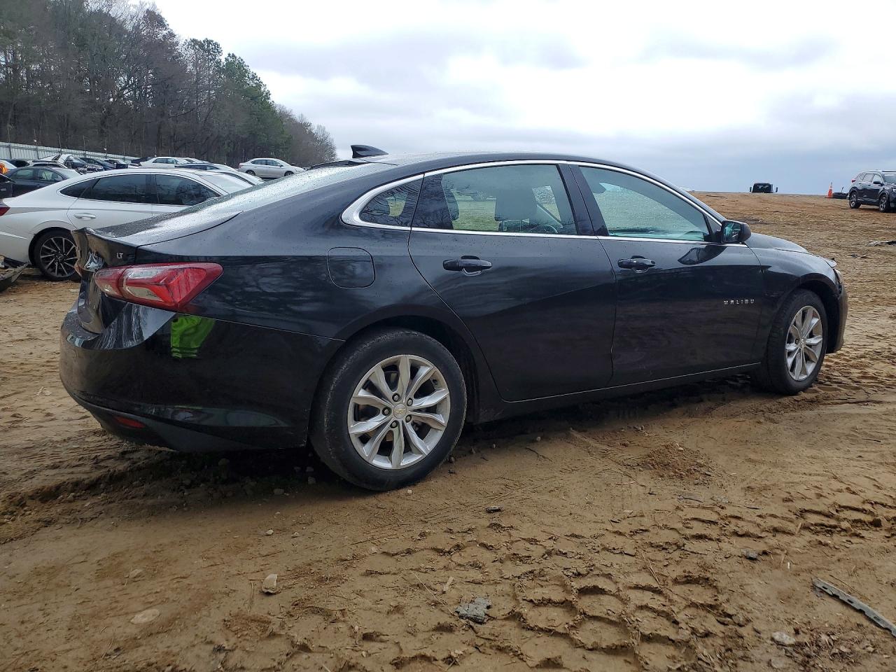 2022 CHEVROLET MALIBU LT photo 5