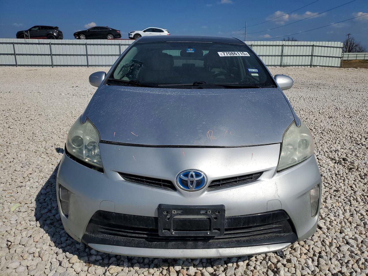2012 TOYOTA PRIUS photo 5