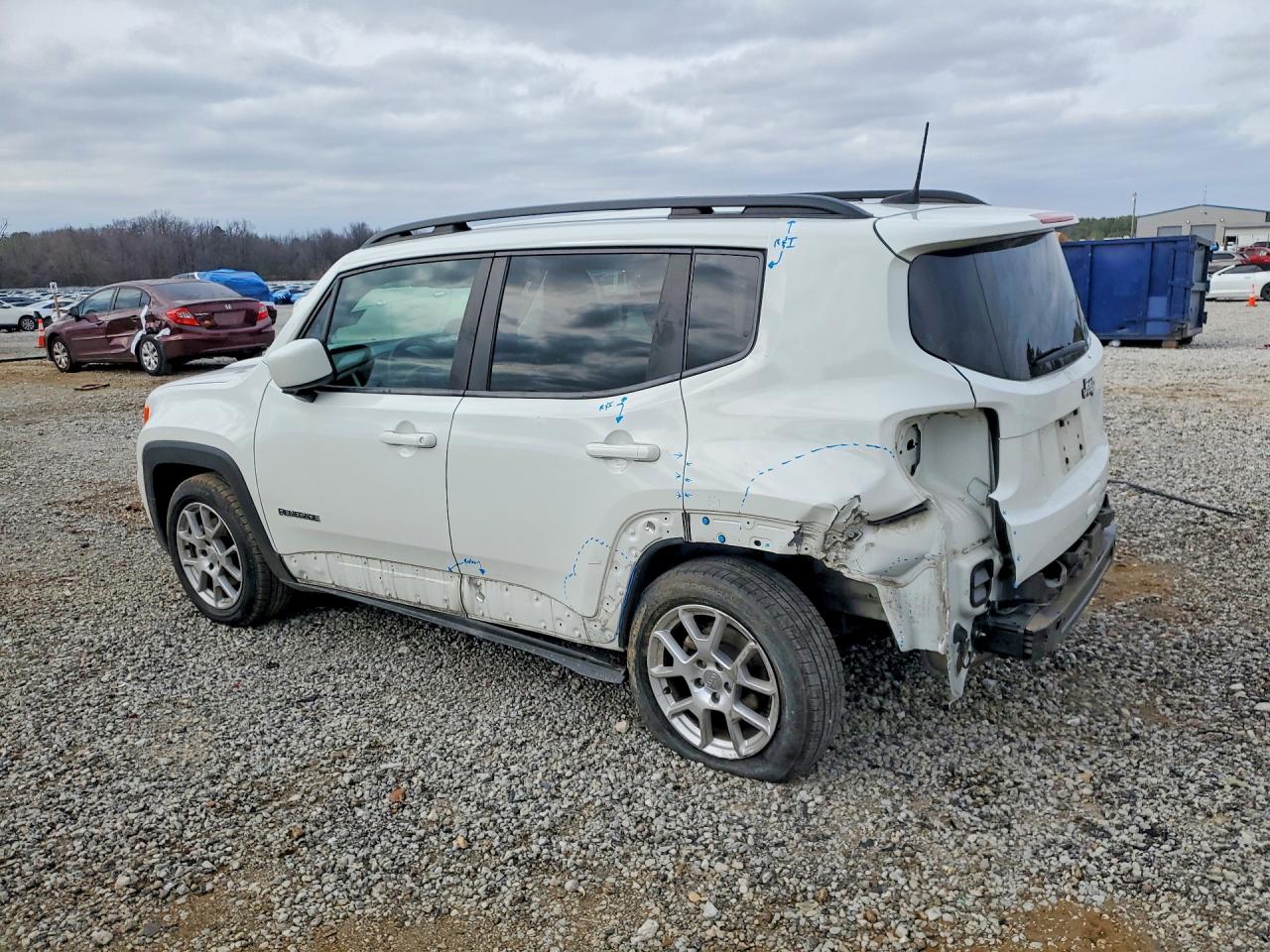 2020 JEEP RENEGADE LATITUDE photo 3