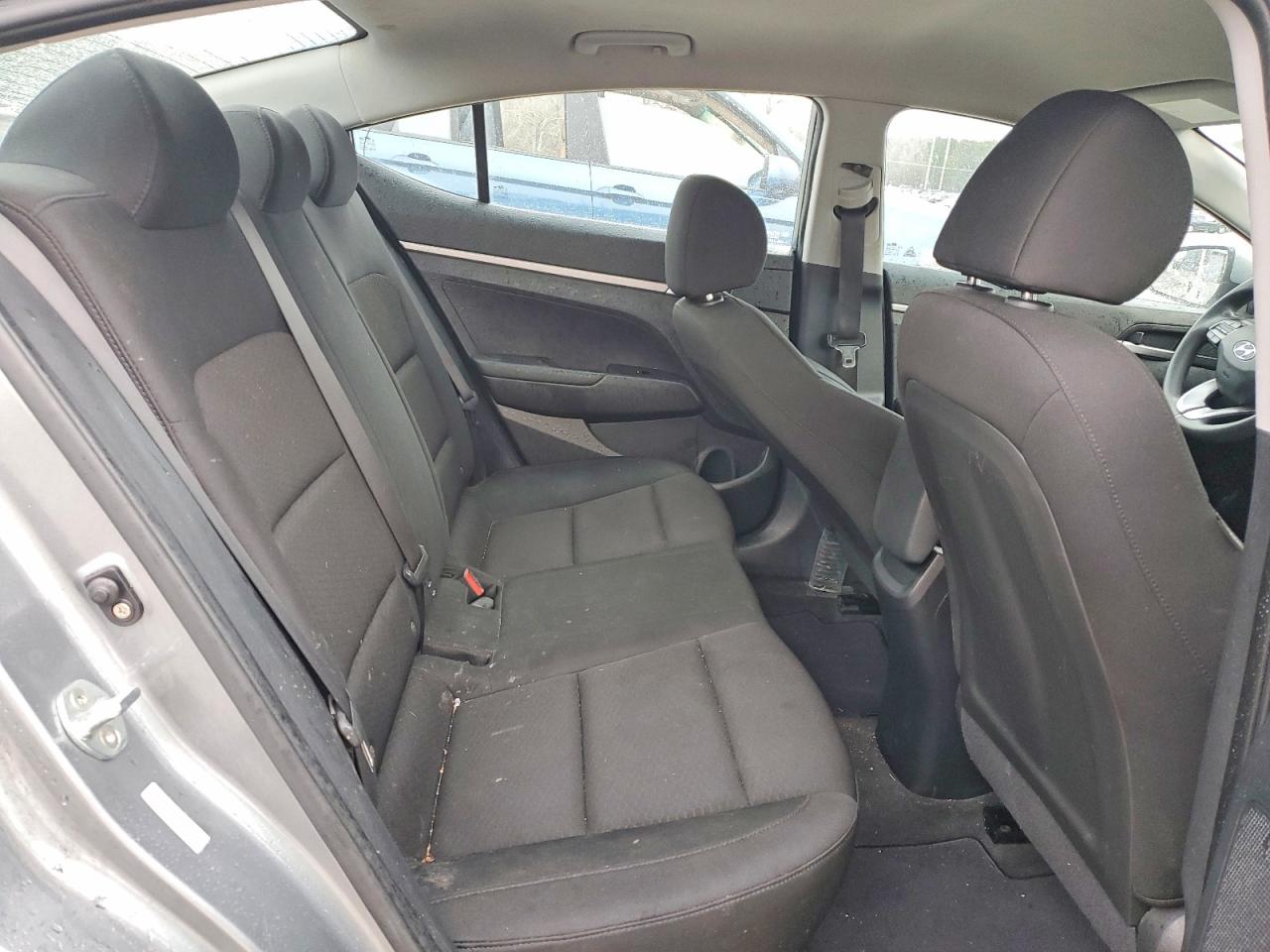 2019 HYUNDAI ELANTRA SE photo 19